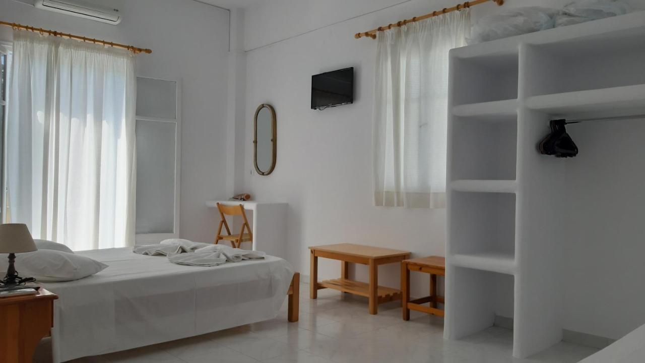 Bizas Rooms & Studios Páros Extérieur photo