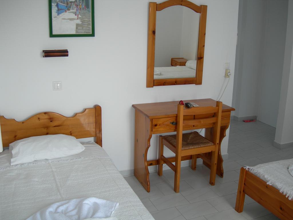 Bizas Rooms & Studios Páros Extérieur photo
