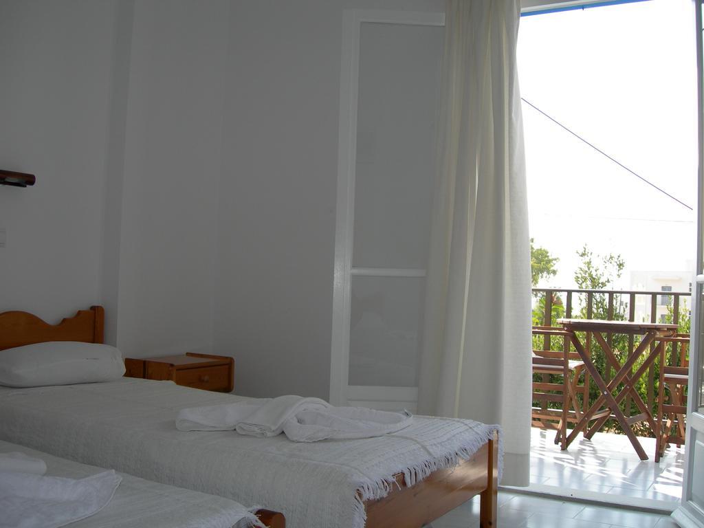 Bizas Rooms & Studios Páros Extérieur photo