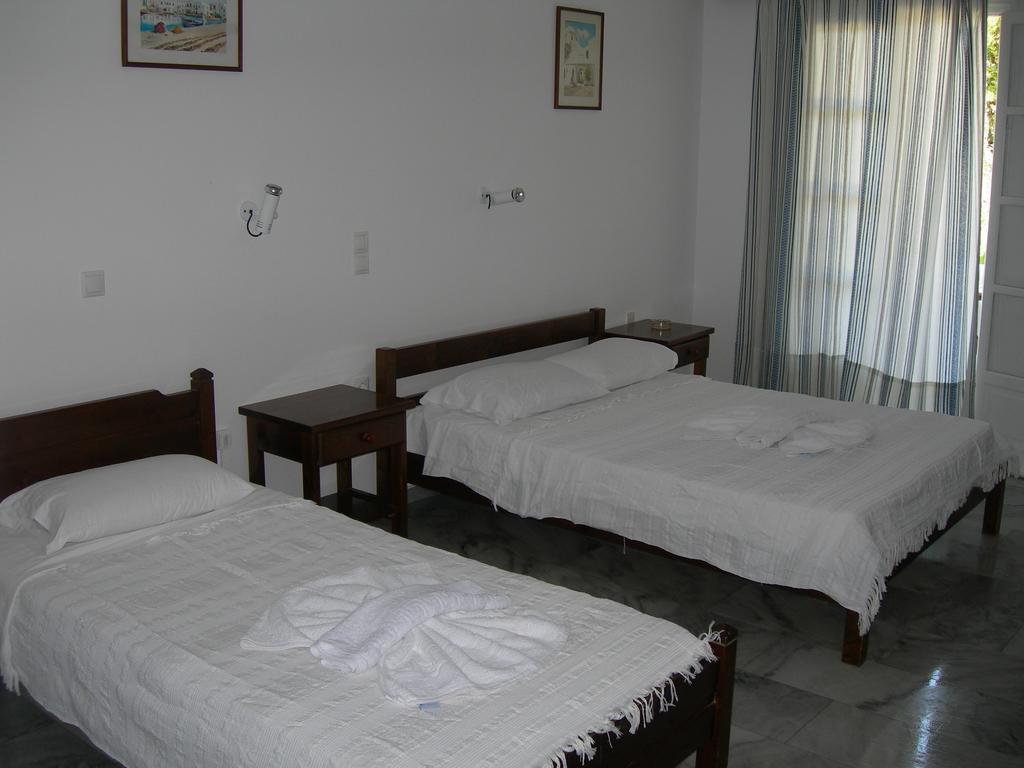Bizas Rooms & Studios Páros Chambre photo
