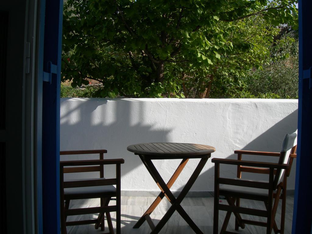 Bizas Rooms & Studios Páros Extérieur photo