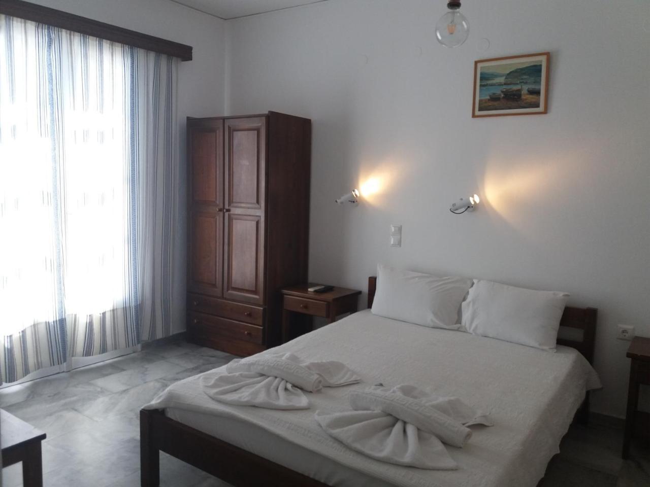 Bizas Rooms & Studios Páros Extérieur photo